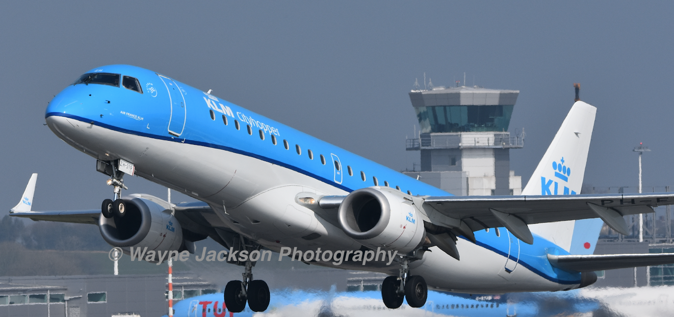 A KLM Cityhopper taking off from Bristol Airport (Lulsgate)