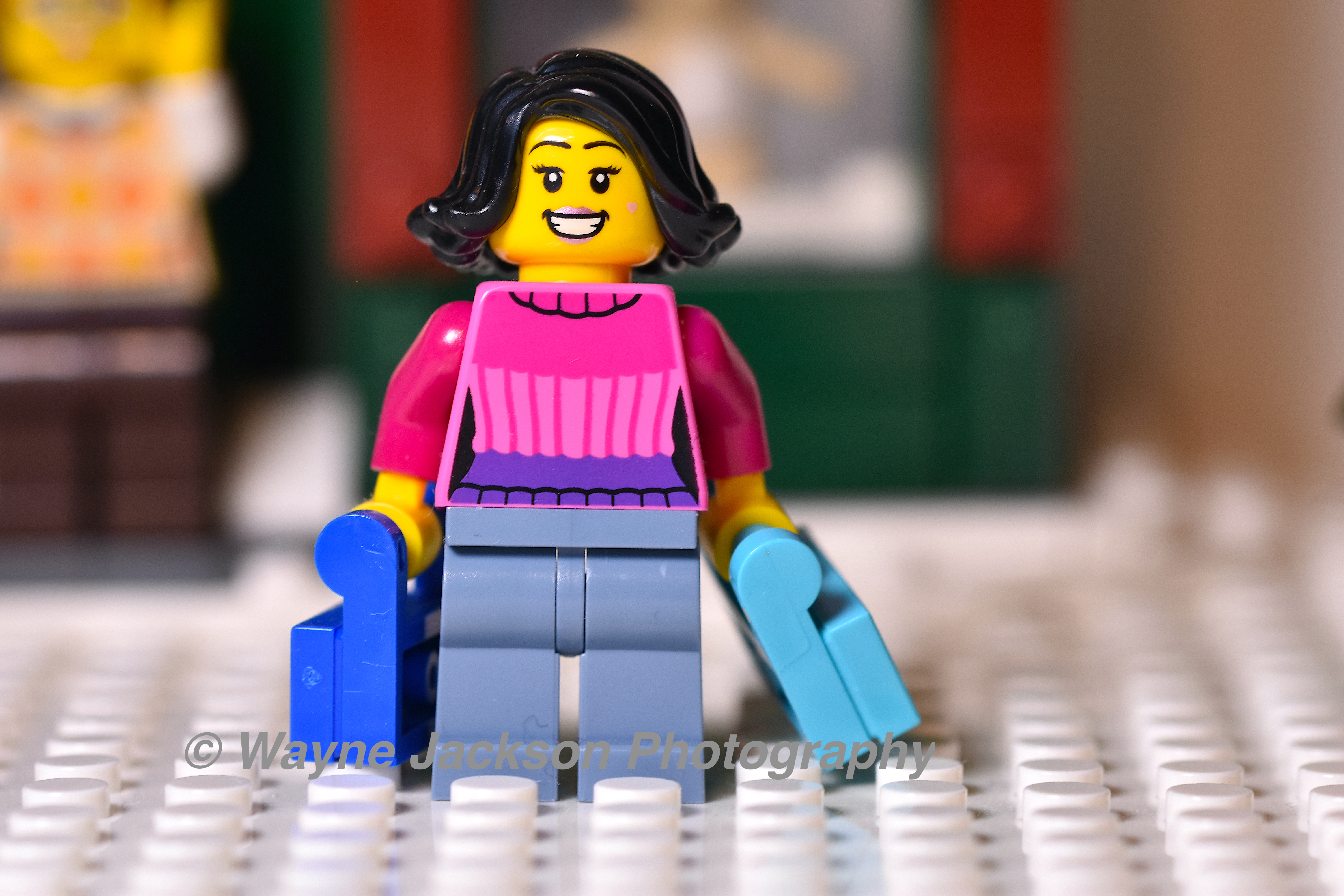 A Lego lady minifigure Christmas shopping